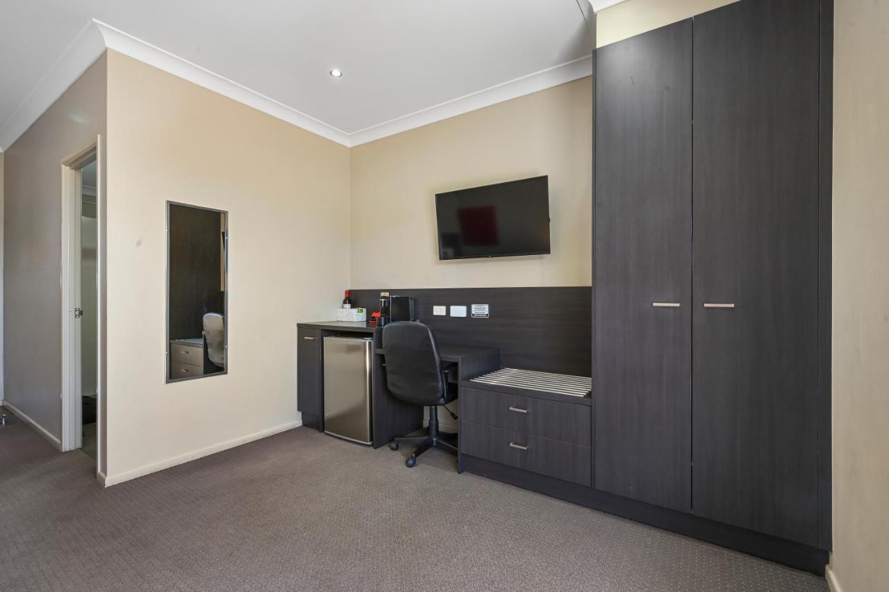 Hotel Platinum International Toowoomba Esterno foto