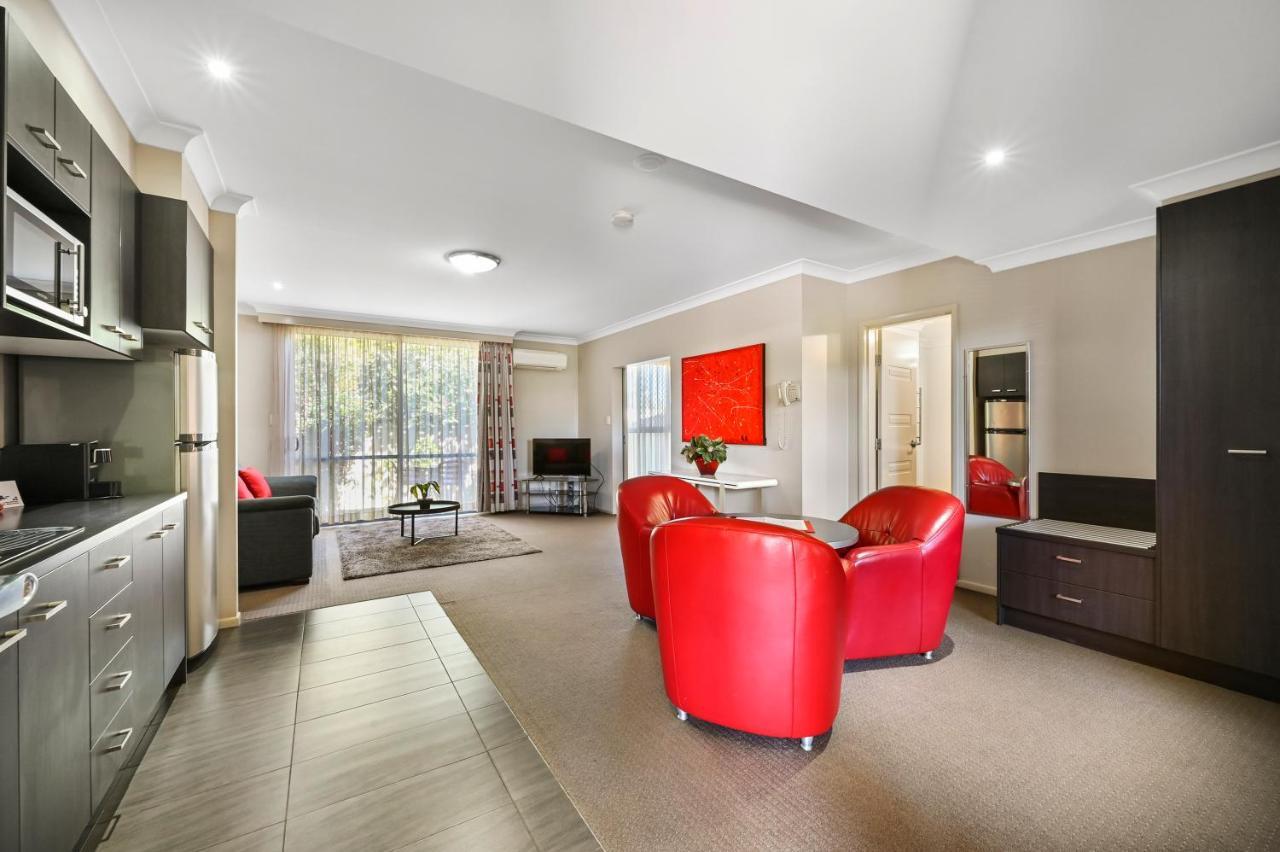 Hotel Platinum International Toowoomba Esterno foto