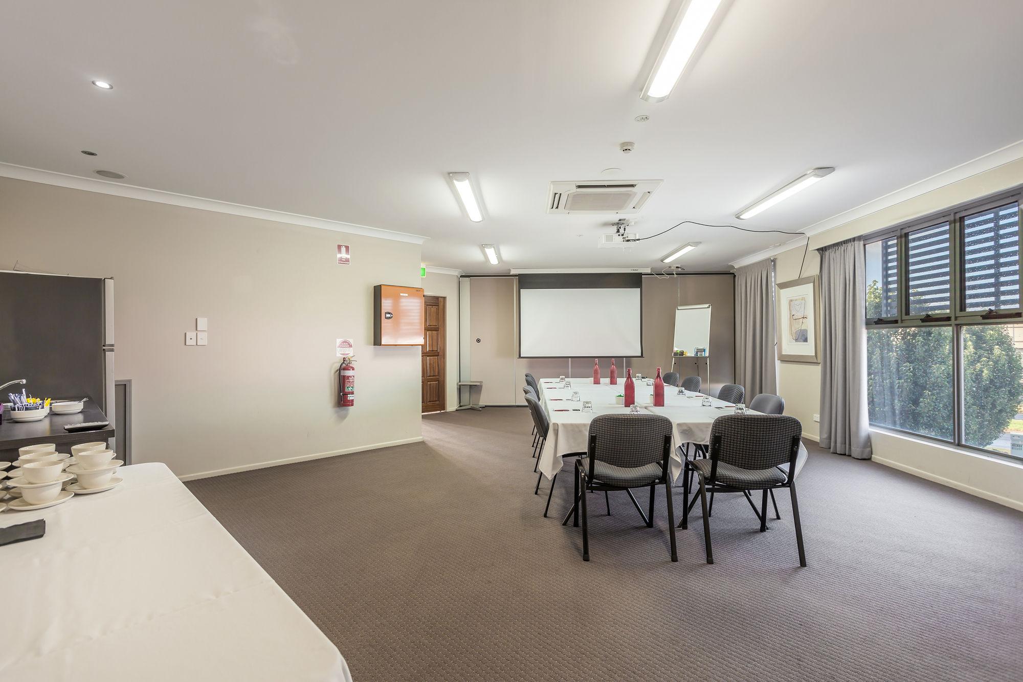 Hotel Platinum International Toowoomba Esterno foto