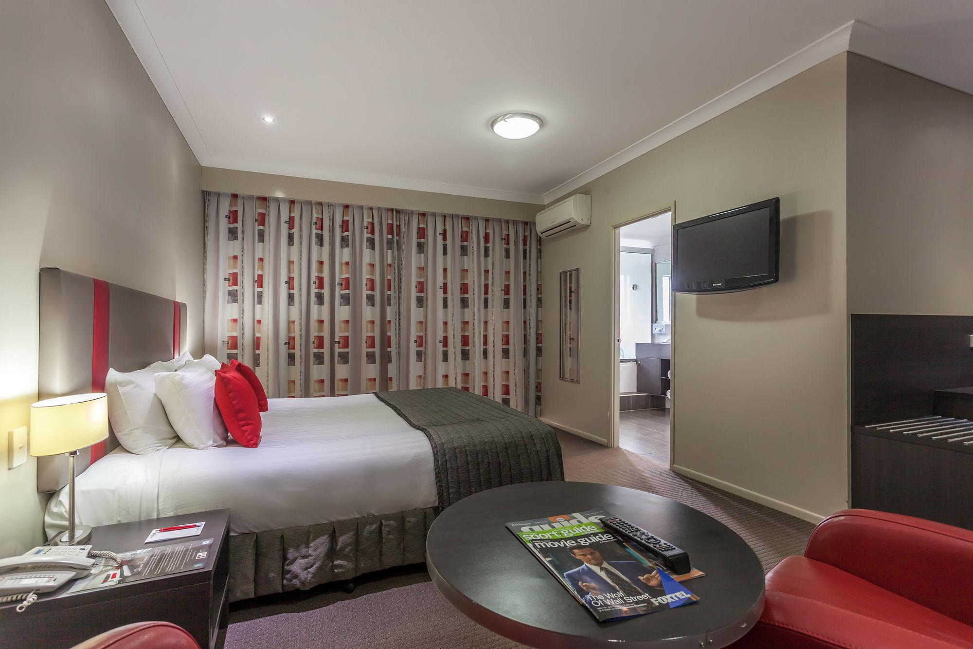 Hotel Platinum International Toowoomba Esterno foto